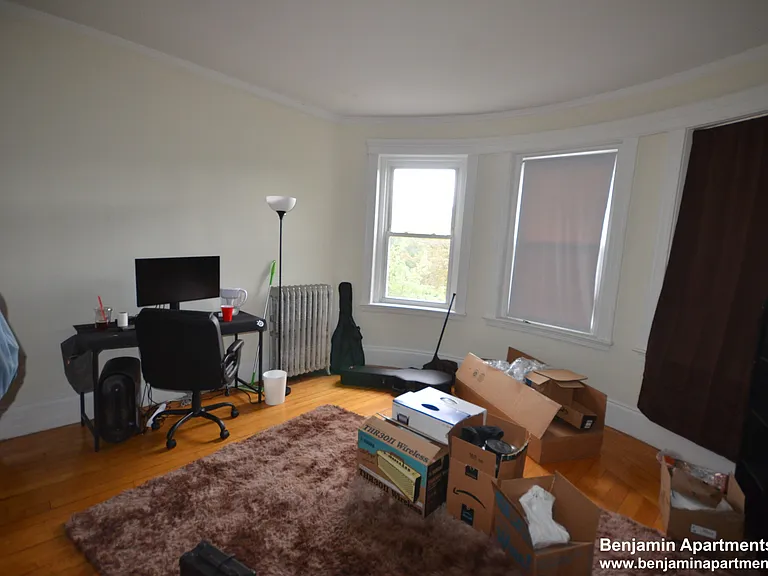1822 Beacon St #12 — Photo 6