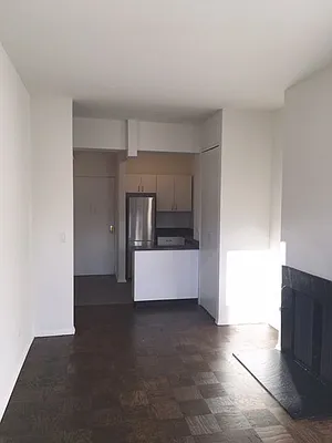 Rented by Solil Management | media 10