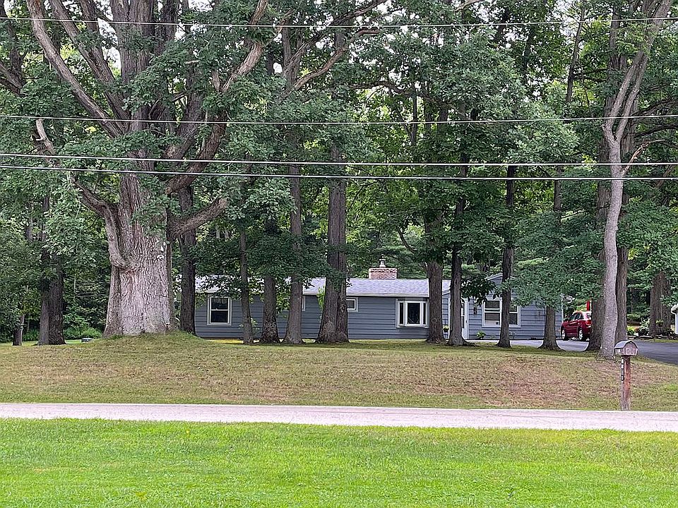 1st image of 8881 N Spring Valley Park Dr