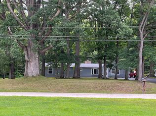 8881 N Spring Valley Park Dr, Chagrin Falls, OH 44023