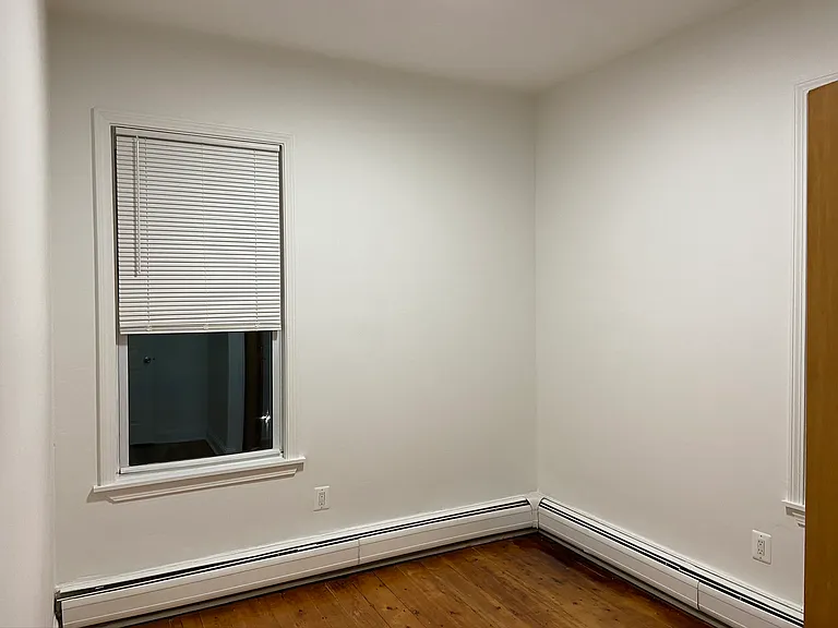 252 Windsor St #3A — Photo 15