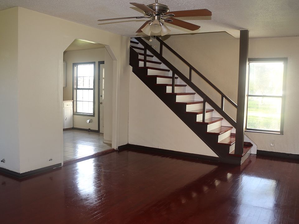 1st image of 125A Palo Blanco St