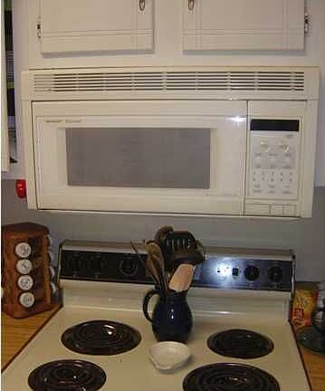 3rd image of 107 Marseilles Dr