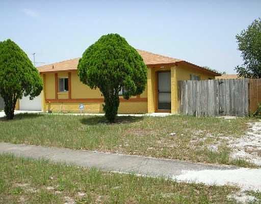 1st image of 3157 Shady Willow Dr