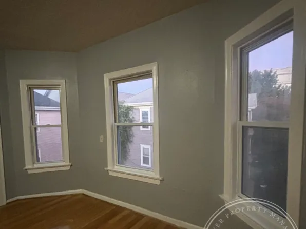 247-255 Fountain St, 247-255 Fountain St #55256013b, Fall River, MA 02721