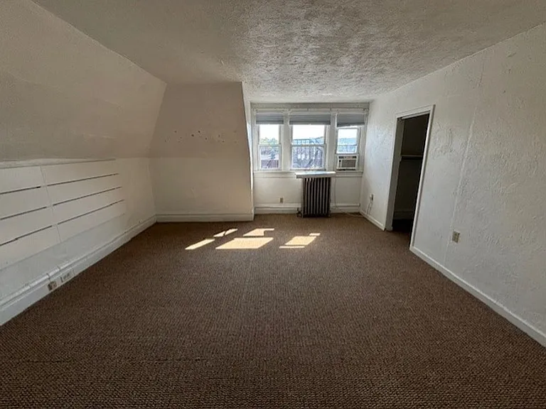 609 S Braddock Ave — Photo 14