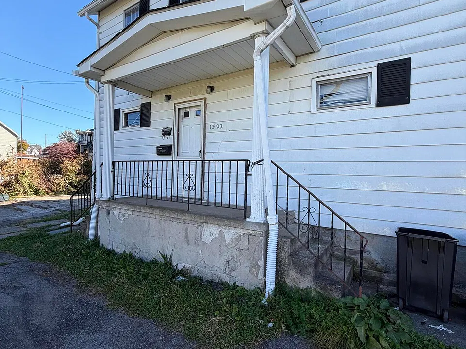 1322 Kirst Ct
