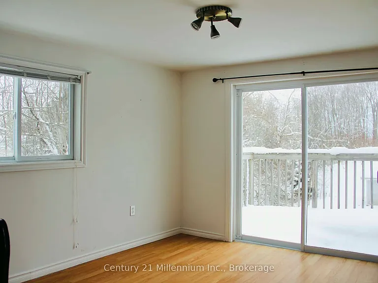 124 Main St — Photo 11