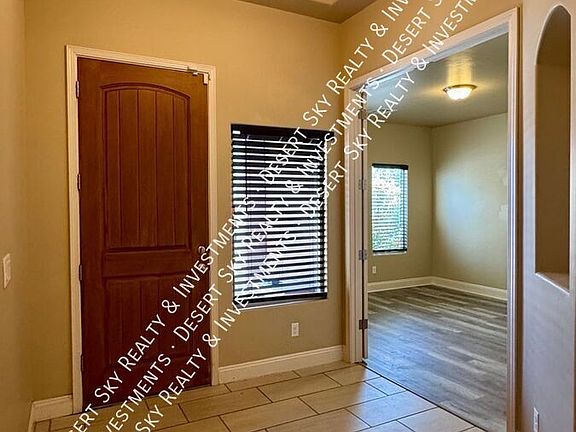 3rd image of 1915 Villa Napoli Loop W