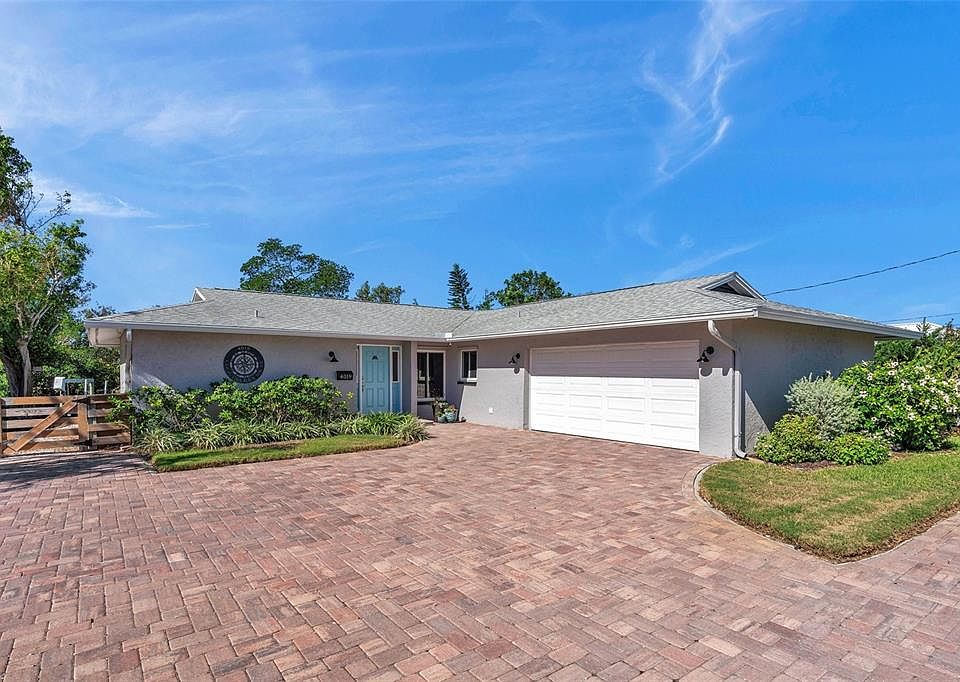 1st image of 4019 COQUINA KEY DRIVE SE