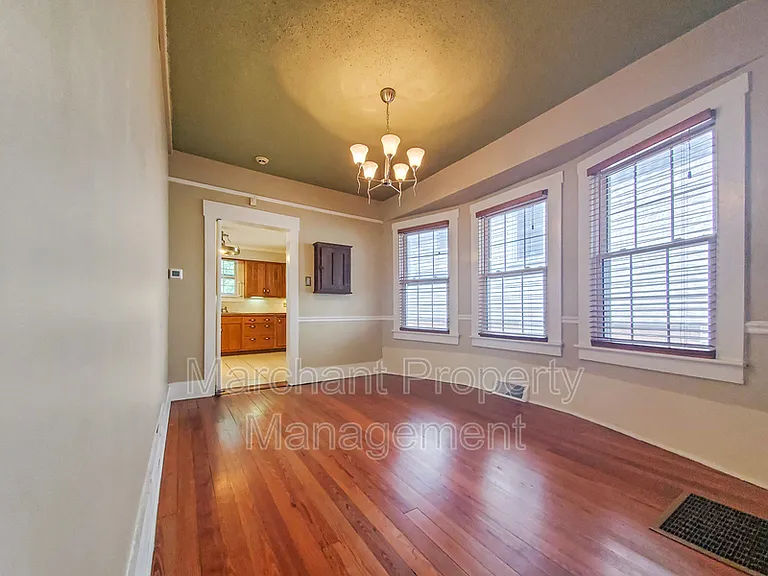 38 Keowee Ave — Photo 9
