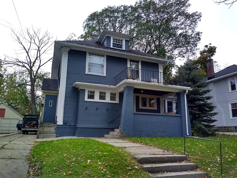 1024 Chester St SE #2 — Photo 1