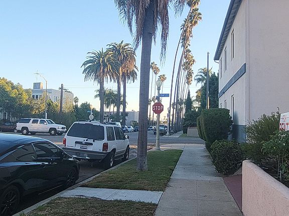 The view from the front planters shows the street view, blocks from the Pacific...