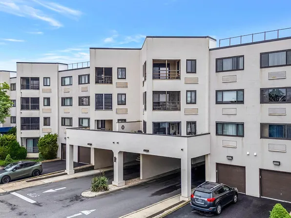 725 Miller Avenue #219, Freeport, NY 11520