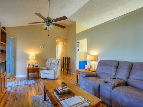 2nd image of 316 Lahinch Ln