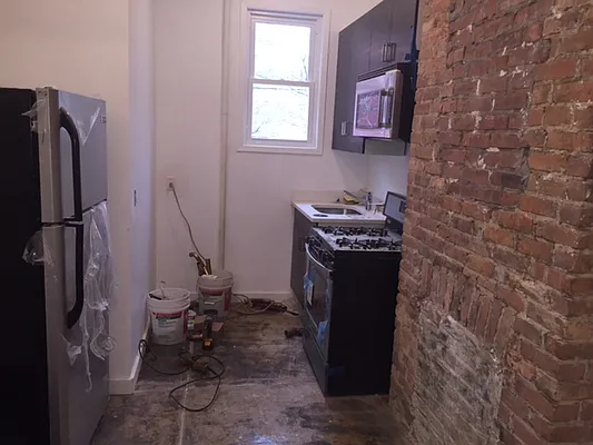 Rented by Premier Metro Realty Corp | media 15