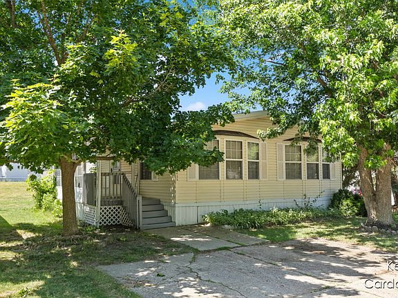 2nd image of 6633 Millstone Dr SE
