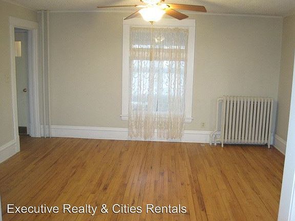 4th image of 830 Carroll Ave