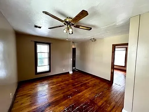 9 Castle St #B Photo 1