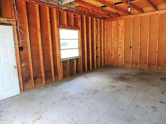 3rd image of 3602 Westmeadow Ct