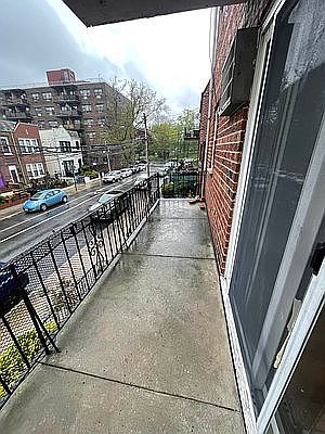 4th image of 2519 14th St #2
