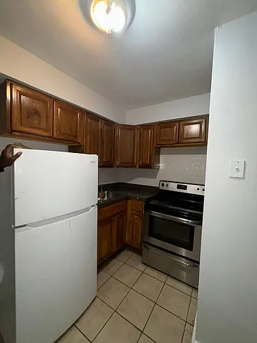 291 Wainwright St #4 Photo 1