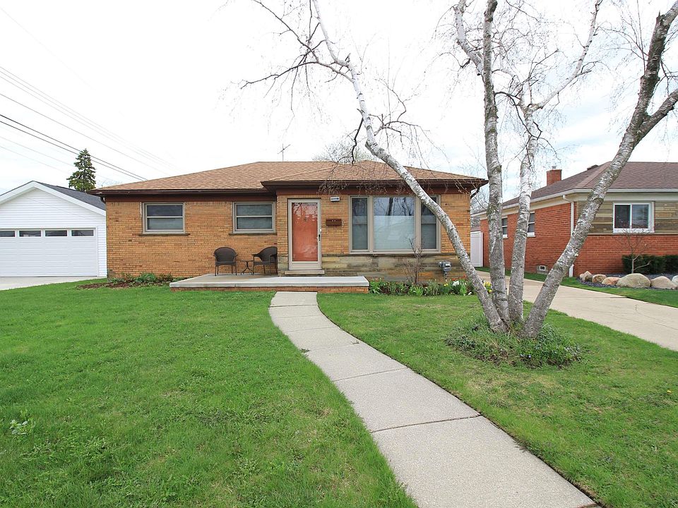 1st image of 31116 Angeline Ct W