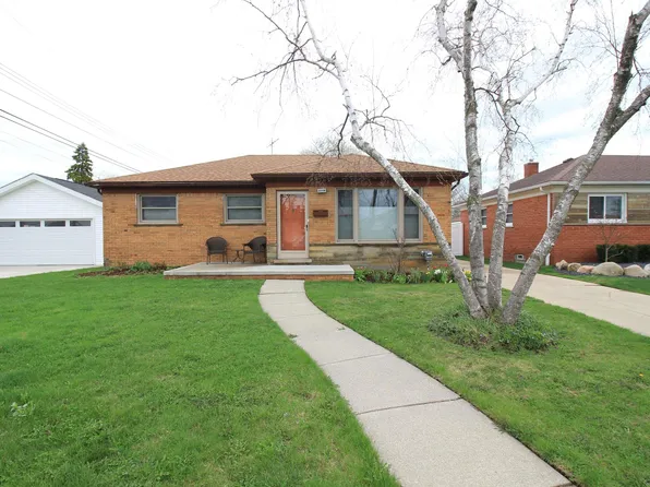 31116 Angeline Ct W, Saint Clair Shores, MI 48082