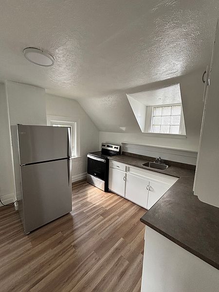 Winnipeg Apartment for rent - 1 Bedroom — photo 5