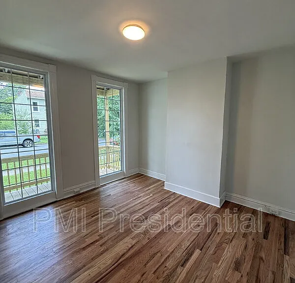 1812 3rd Ave #1 — Photo 4