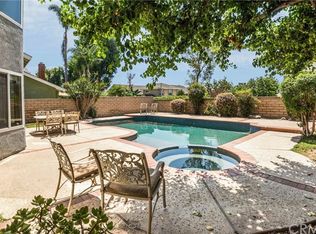 12 Blue Rdg, Irvine, CA 92620