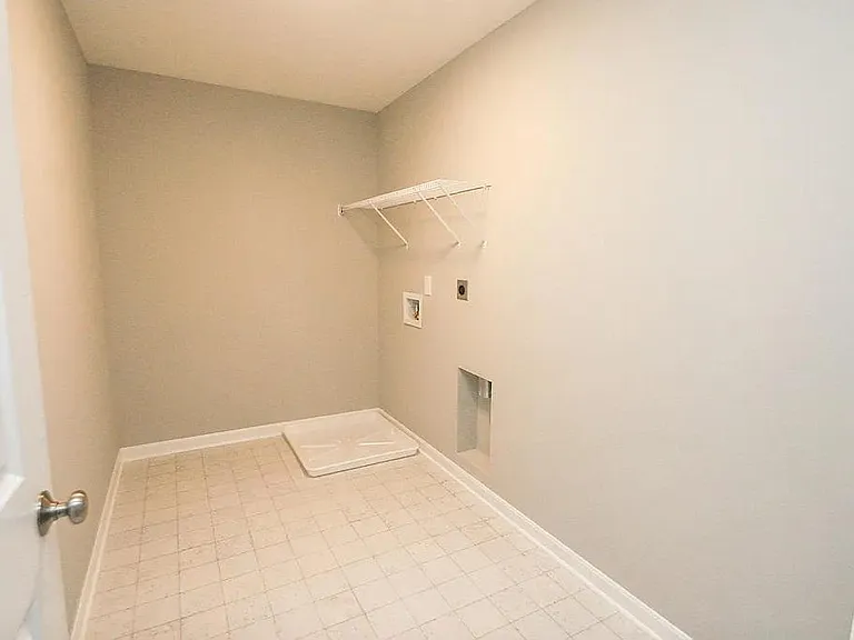 7861 Oldham Dr — Photo 60