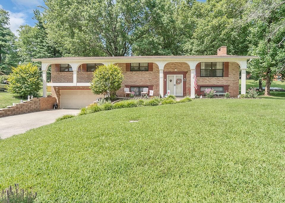 1st image of 1718 Fremont Dr
