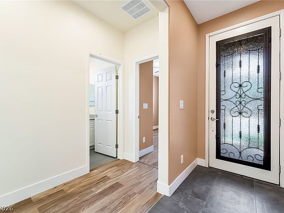 4th image of 10590 Borborema St