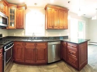 640 Duane Ct, Ann Arbor, MI 48103