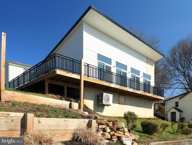 225 E Burrows St, Bellefonte, PA, 16823