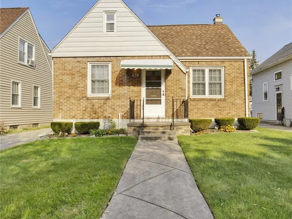 658 Mount Vernon Rd, Cheektowaga, NY 14215