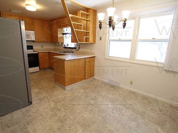 4th image of 1217 25th St W