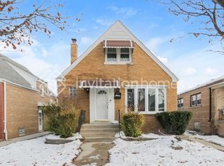 6209 S Meade Ave, Chicago, IL 60638