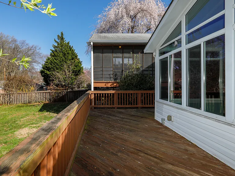 10306 Fleming Ave — Photo 33