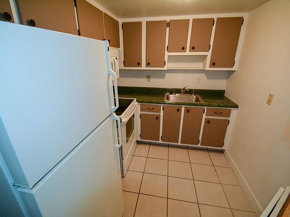 2nd image of 4800 Ocean Beach Blvd APT 105