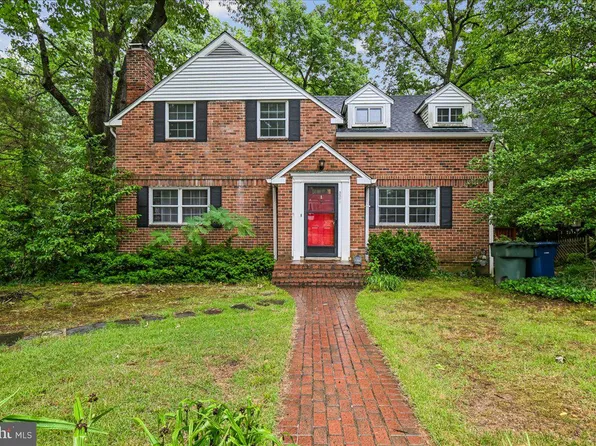 3201 Circle Hill Rd, Alexandria, VA 22305