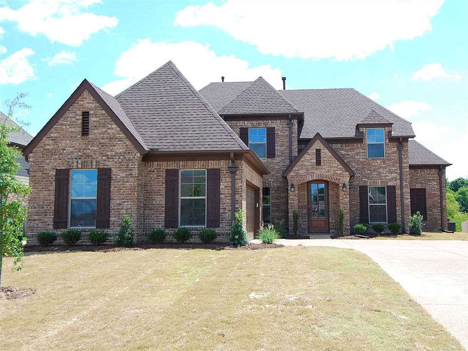 1st image of 59 Grays Park Dr