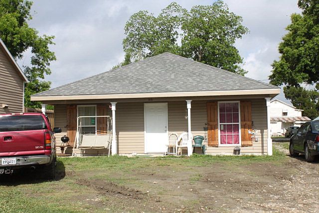 1st image of 313 Ruth St