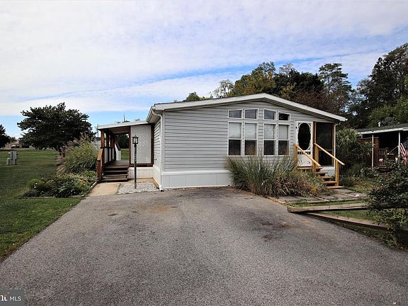 2nd image of 147 Sunrise Dr