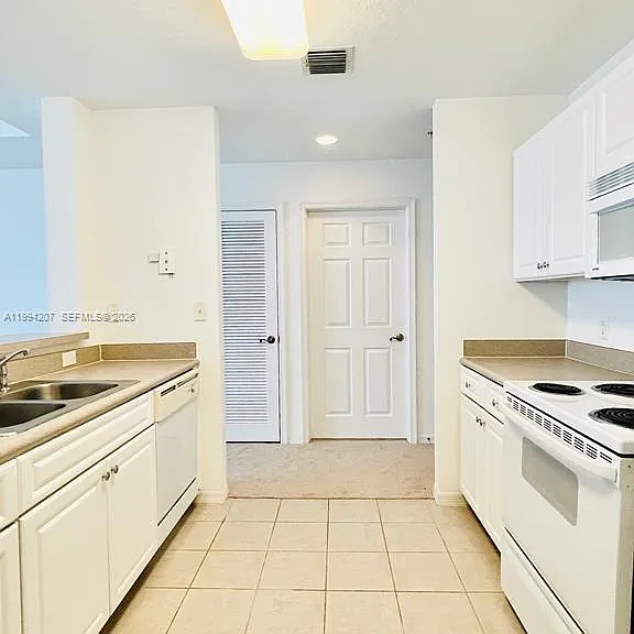1209 Main St #315 — Photo 10