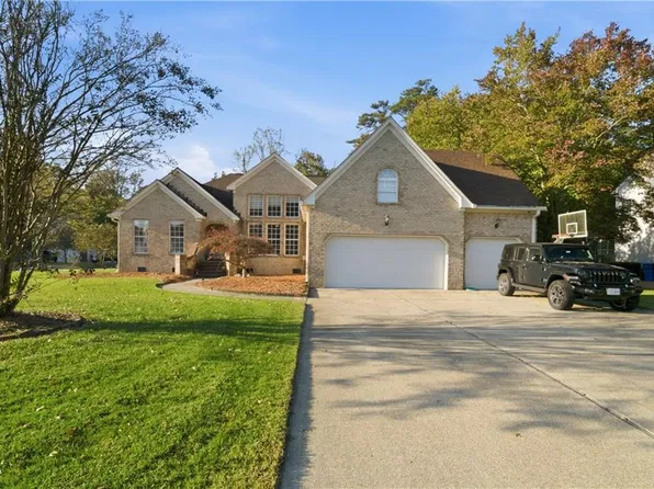 2214 Averill Dr, Chesapeake, VA 23323