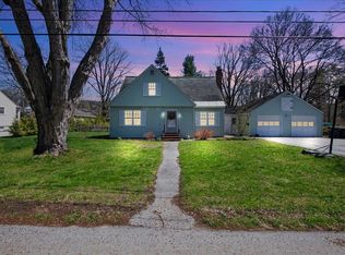 7 Quintin Ct, Saint Albans, VT 05478