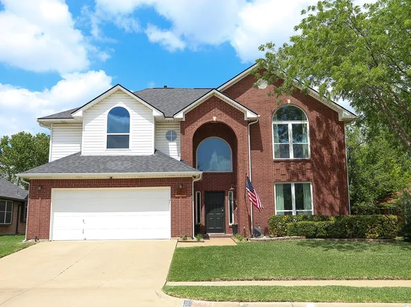 6129 Pebble Creek Dr, North Richland Hills, TX 76180