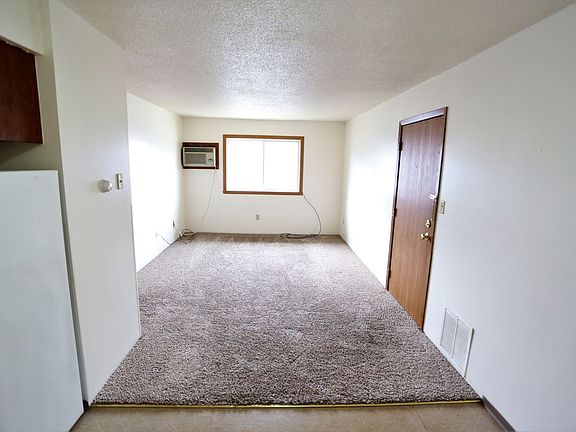 4th image of 1225 Birch St #5